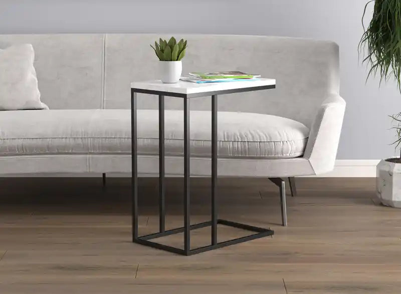 19 C-Shaped Marble Black Metal End Table With Metal Frame - Multicolour