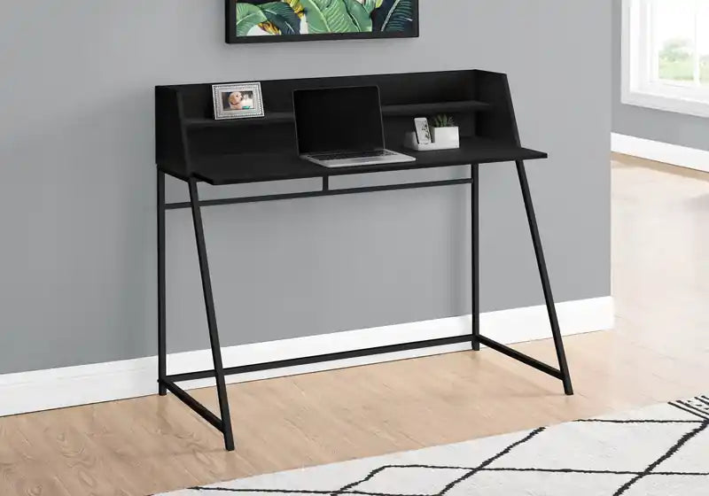 47.25 Office Desk with Small Hutch